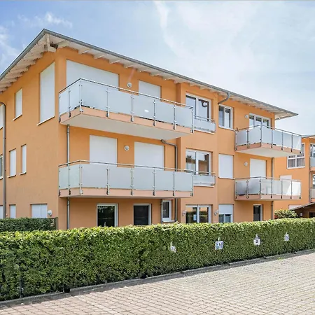 Strandblick 4 *