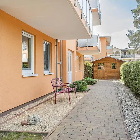Apartment Strandblick 4 *