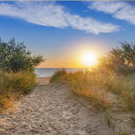 Appartement Strandblick 4 *